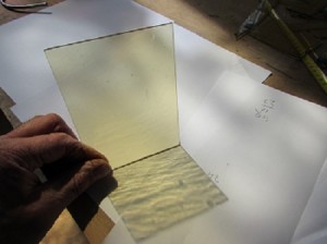 mondgeblazen echt antiekglas van lamberts glas-voor-lood-mondgeblazen-echt-antgiekglas-lamberts-500x374